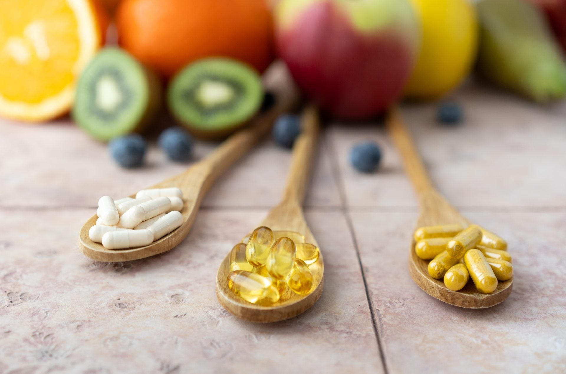 维生素篇：你以为只是“小药片”？其实它们才是身体的“幕后操盘手”