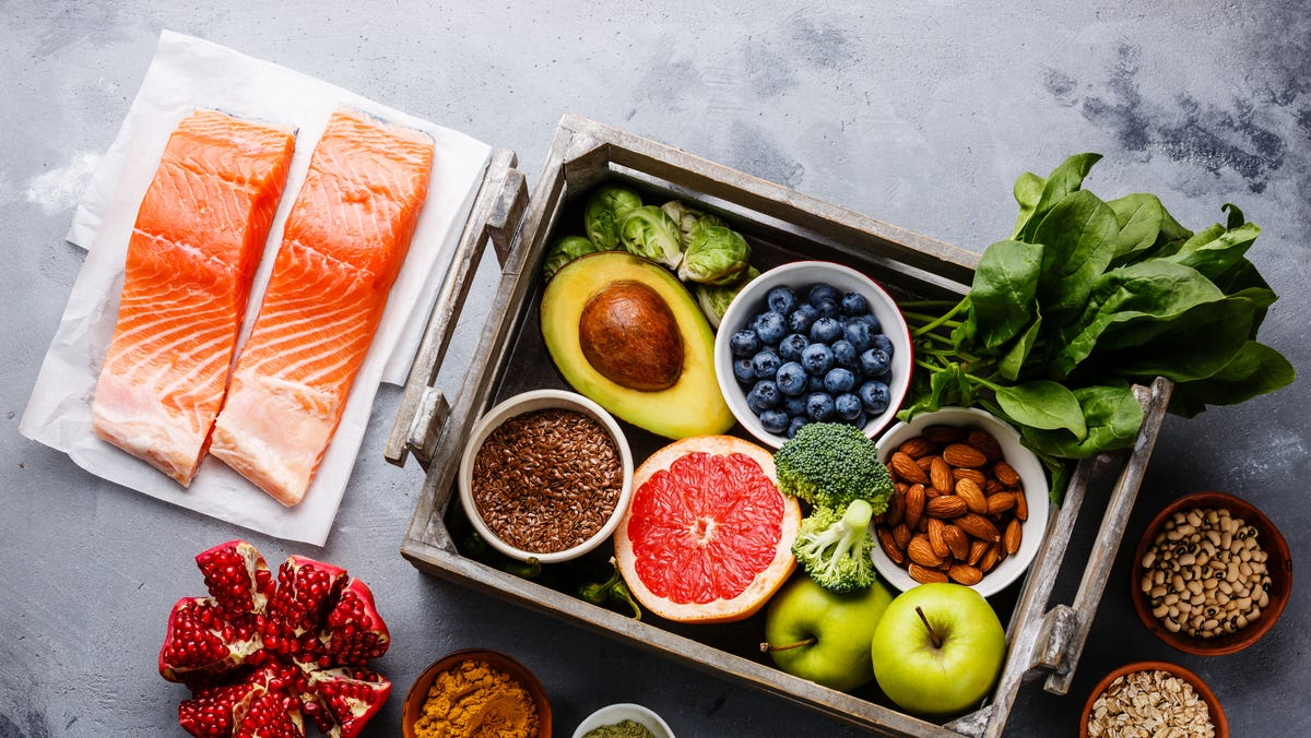 日常吃什么食物可以有效防控高血压高血脂的呢？