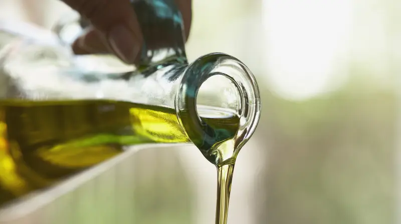 健康脂肪：血管的“润滑油”与“稳定剂”