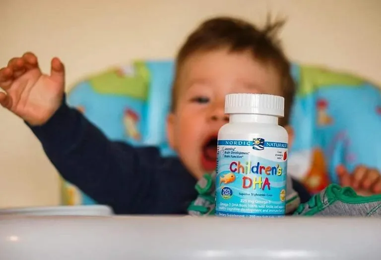 智力发育的“黄金钥匙”：1岁+宝宝 DHA 补充的科学真相与选购指南