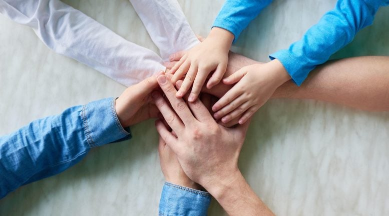 社交连接与家庭支持：积极面对疾病