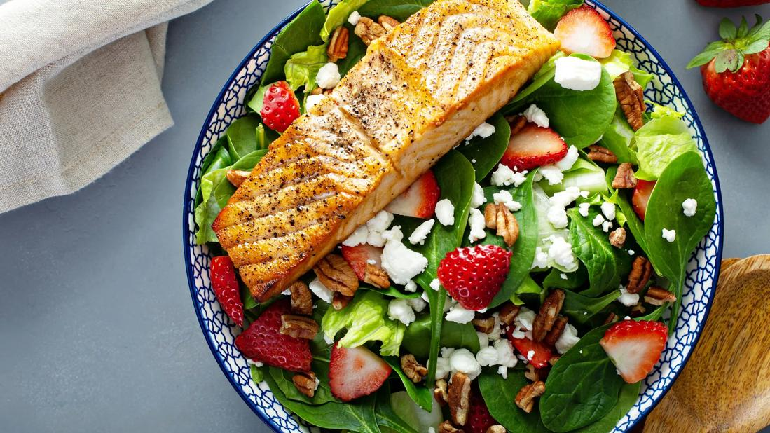 别再被“老年痴呆”的恐惧包围了！哈佛力推的这种吃法，让大脑年轻10岁，风险直降53%